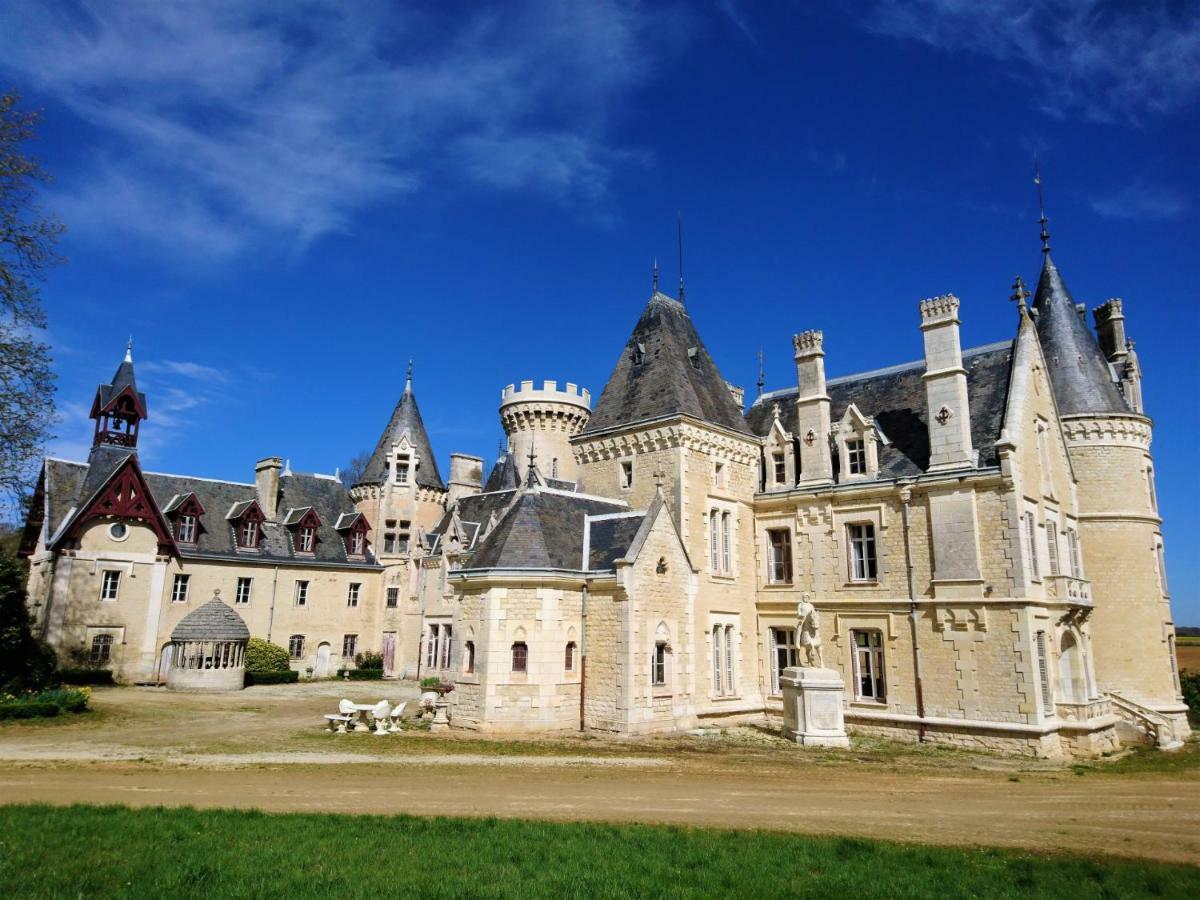 Chateau Des Chevaliers De Londigny エクステリア 写真